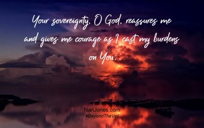 A Prayer to Cast My Burdens on God When I Can’t Let Go