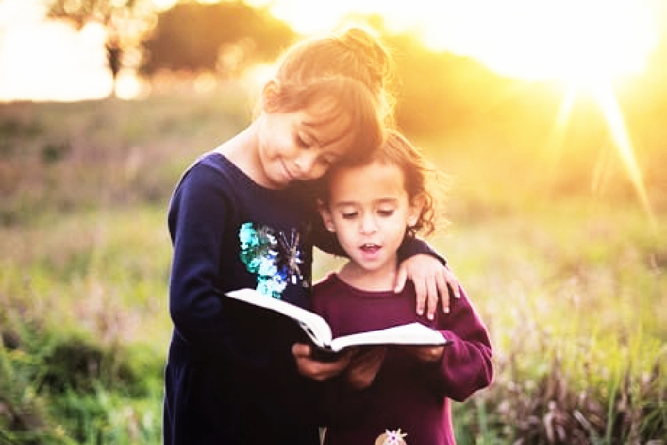 Let others see Your face, Lord, in the life that I live